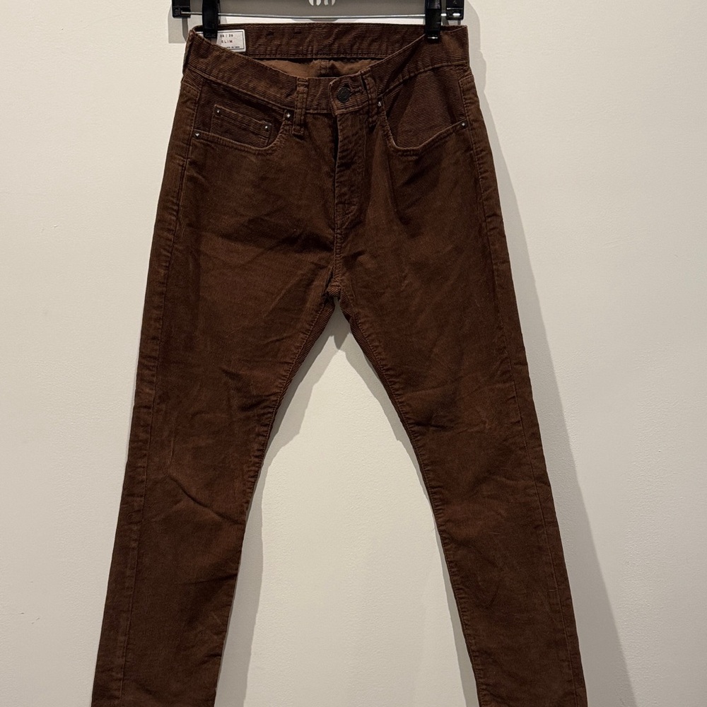 GAP Men's Corduroy Pants in Rich Brown